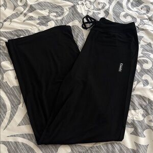 Comfrt Black Wide-Leg Pants size Small